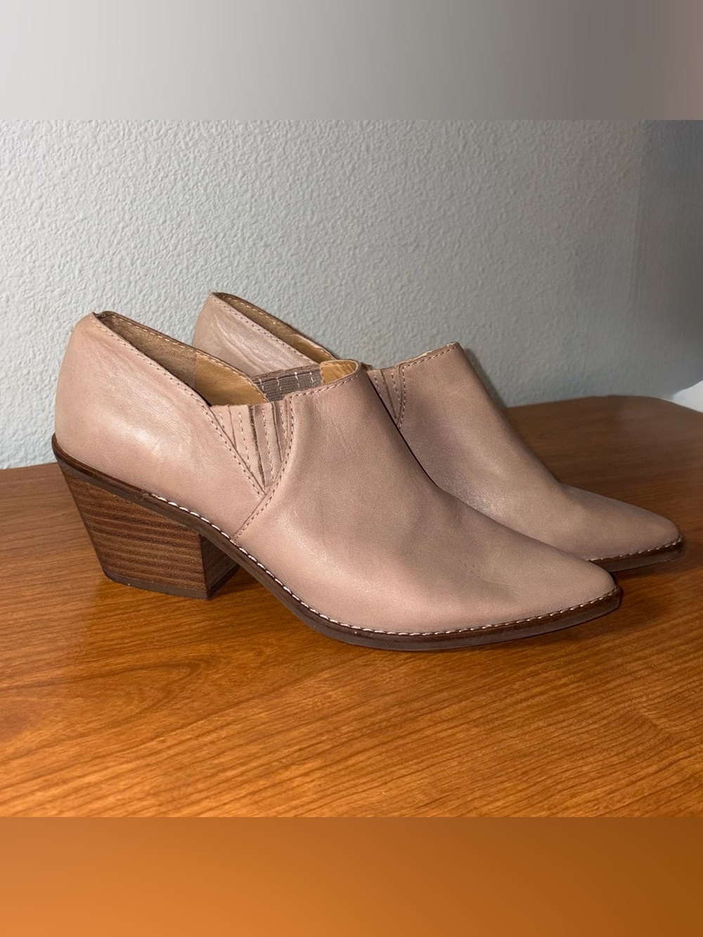 Lucky Brand Tresee Ankle Bootie in Blush/Nude Size 8.5